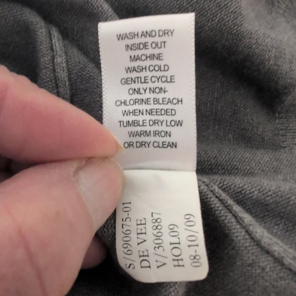 Banana Republic Sweater Men's‎ L DeVee Grey V-neck Fine-knit Pullover Layering